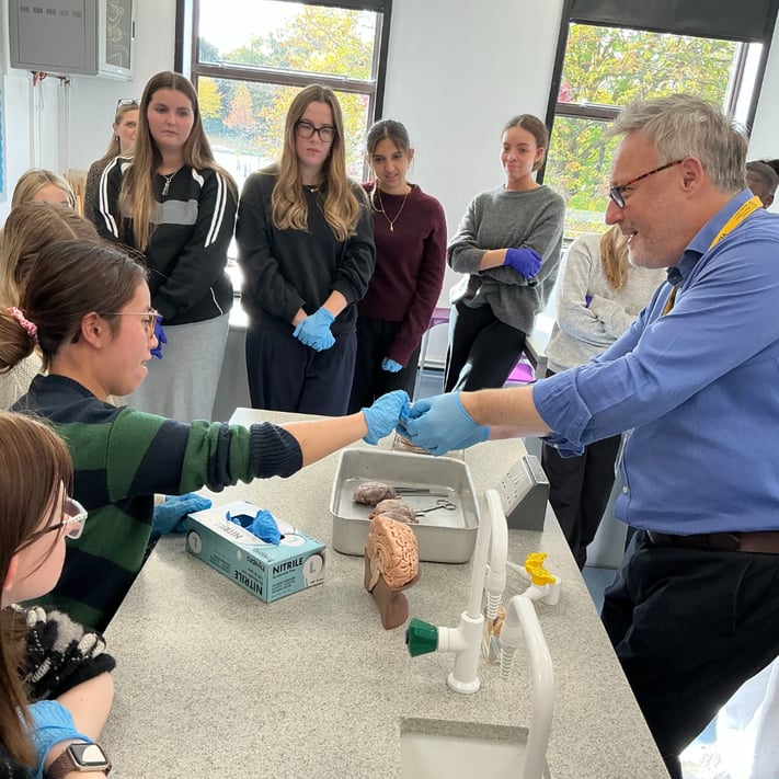 1-Dec-10-2025-03-32-22-7607-PM